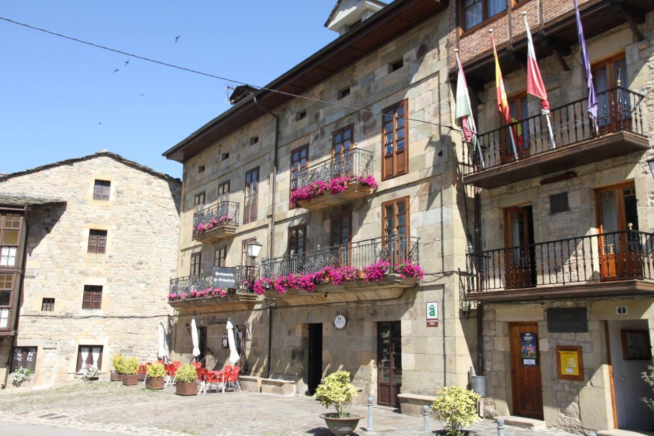 Posada Casa De Don Guzman Vega de Pas Bagian luar foto